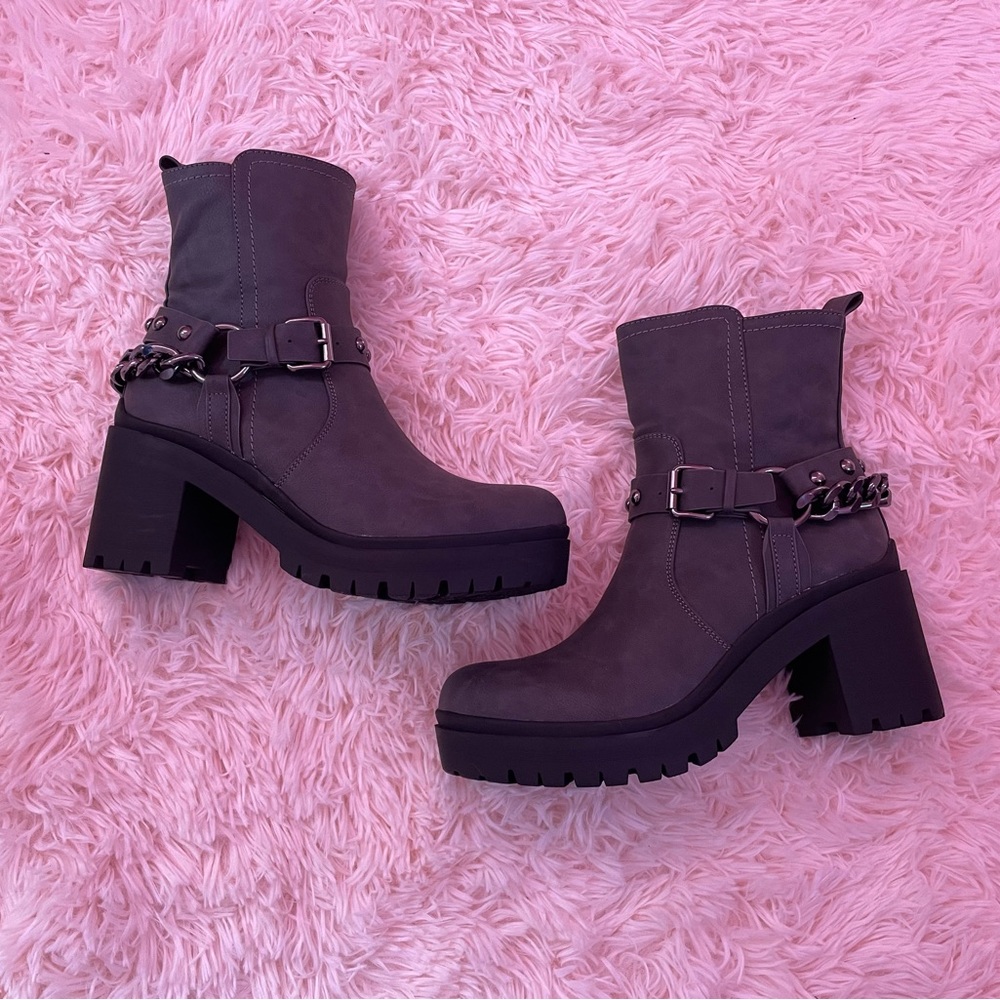 Nine West chunky ankle boots